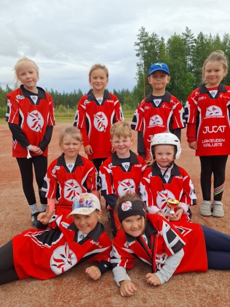 Pesis-Junkkari junioritiimi.